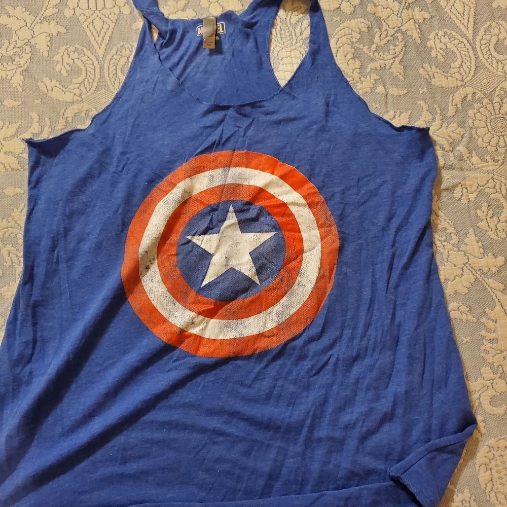 XXL Captain America Tank